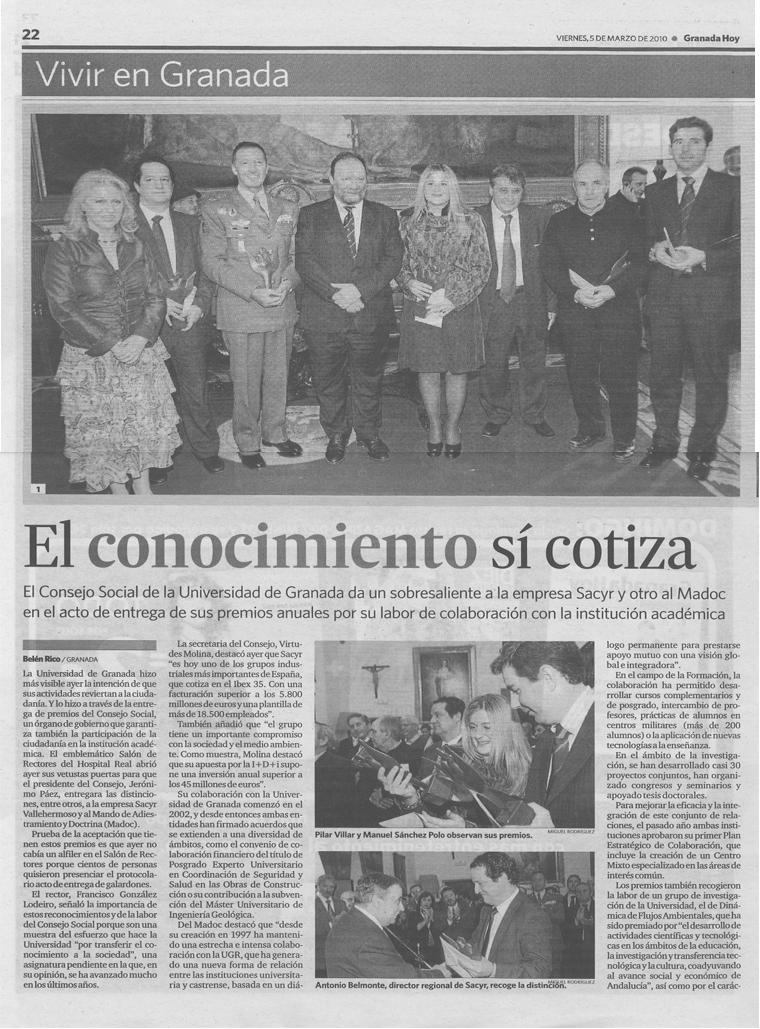 Recorte del periódico Granada Hoy informando sobre los premios del consejo social, edición del año 2009