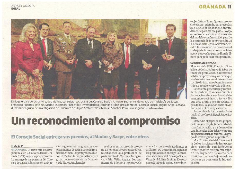 Recorte del periódico Ideal informando sobre los premios del consejo social, edición del año 2009