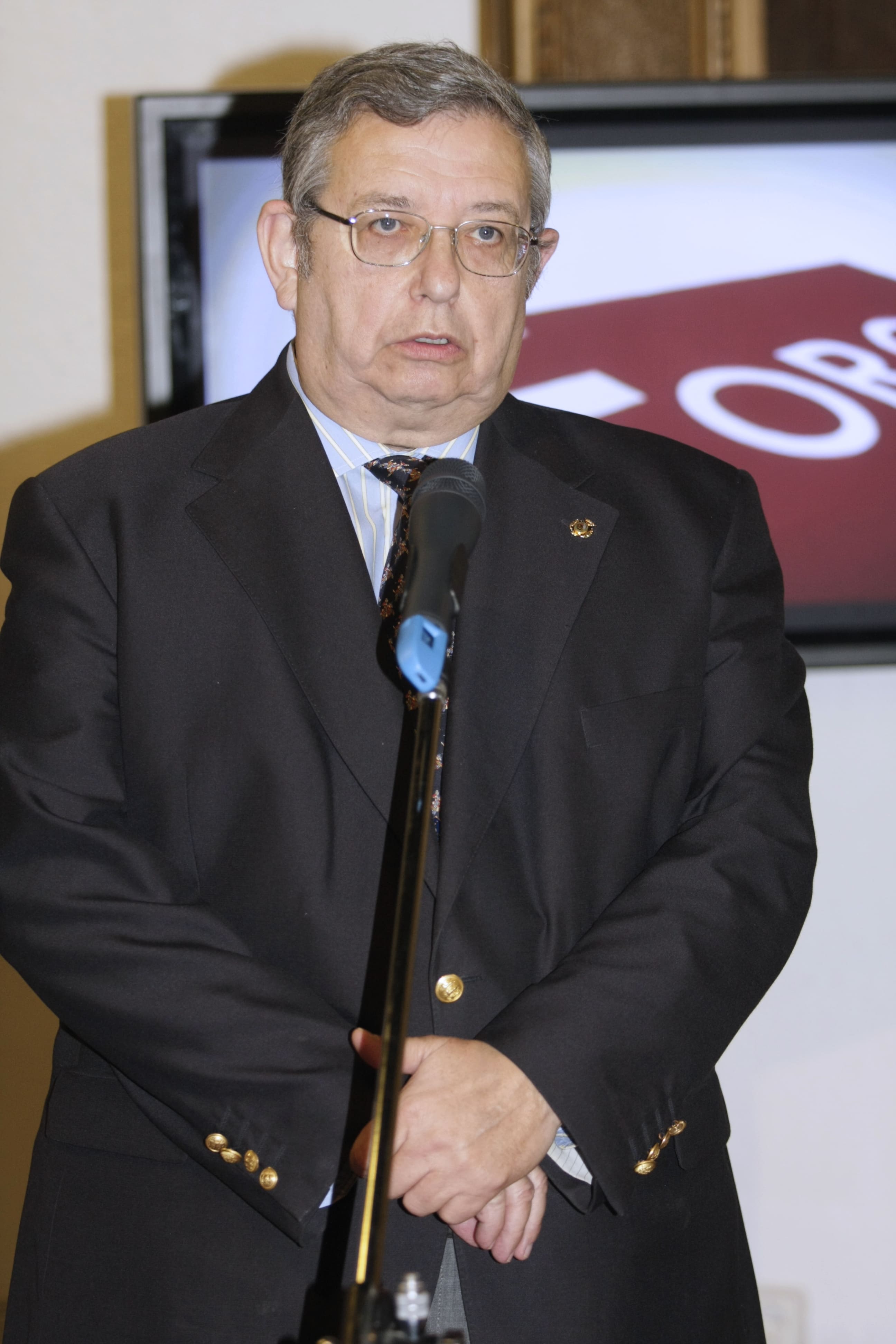 Dr. D. Carlos Vara Thorbeck, Coordinador