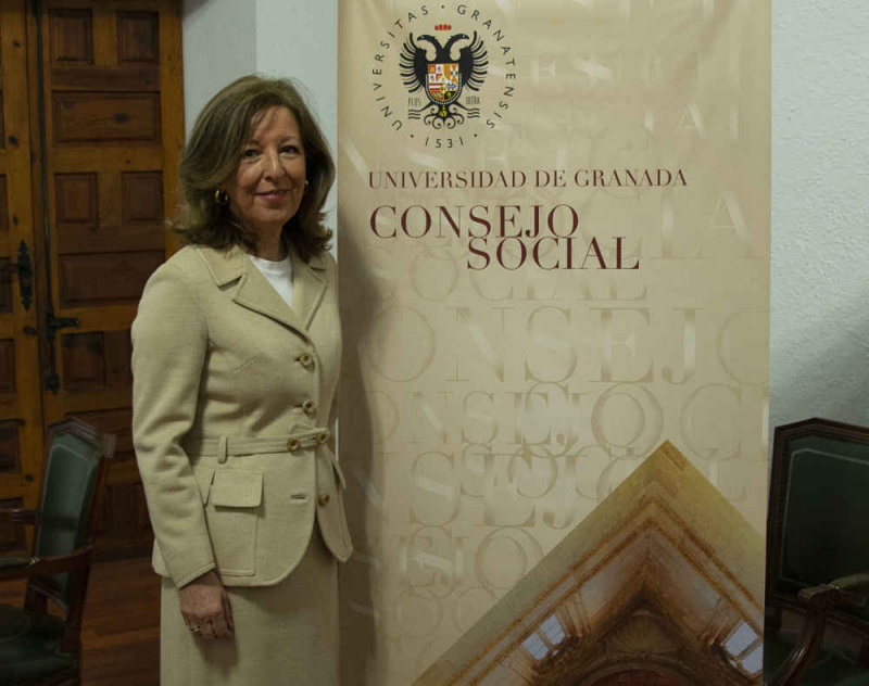 La Presidenta del Consejo Social Dª María Teresa Pagés Jiménez